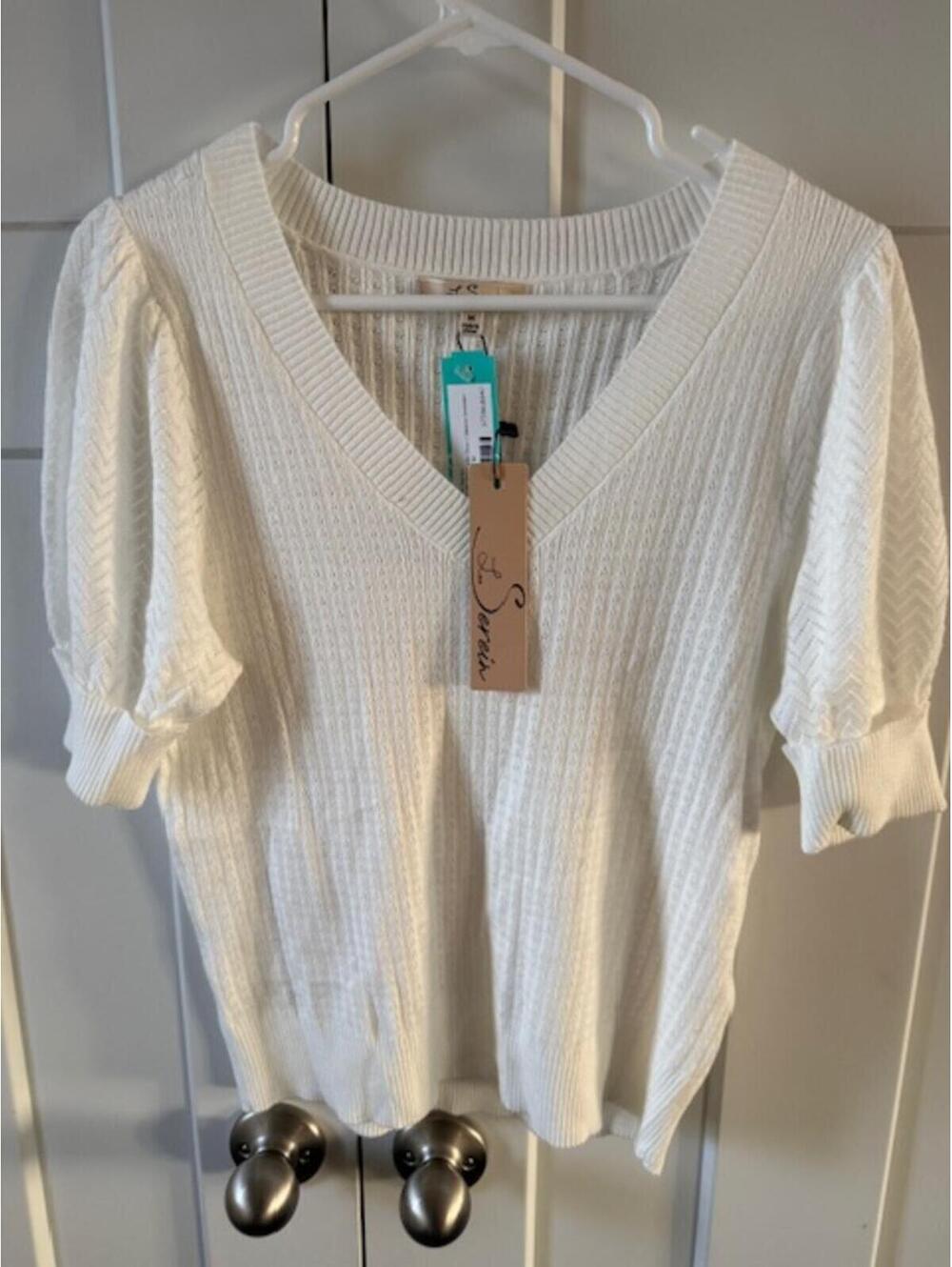 NWT Les Serein cuffed sleeve light weight knit cream v neck short sleeve sweater
